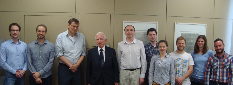 FELIX at KIT with Prof. Harald zur Hausen (Nobel Prize in Medicine 2008) and our collaborators (Image: Held)