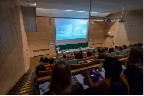 Dr. Sofia Dembski’s talk about her interesting research on biomaterials at Fraunhofer ISC