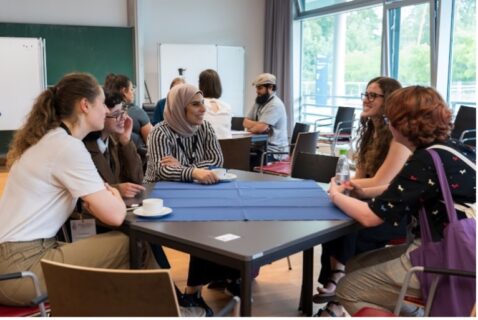 The braindating session featured productive discussions.