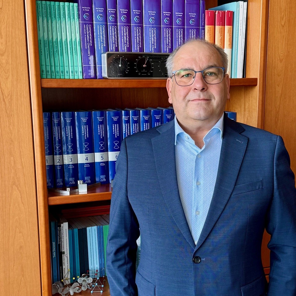 Portrait Prof. Dr. Karsten Meyer