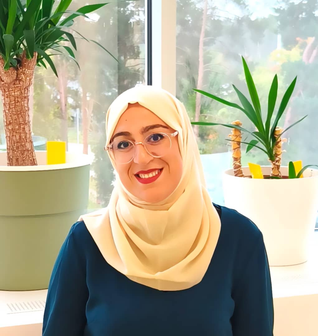 Dr. Lynda Beddek