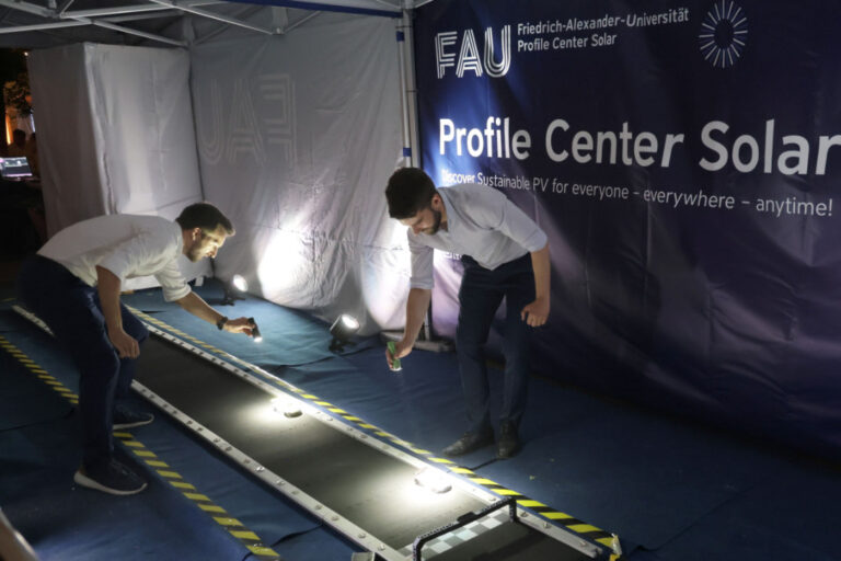 Guldi group and FAU Solar at the Schlossgartenfest 2026